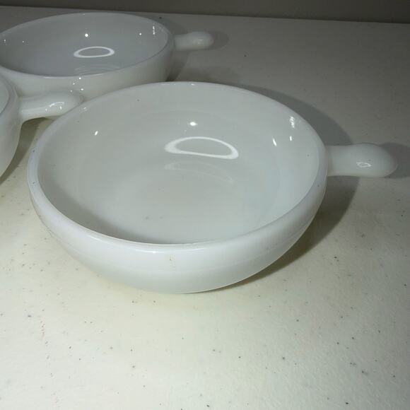 Vintage Glasbake White Milk Glass Soup Cereal Lug Handle 5" Glass Bowls USA Made - Picture 8 of 9